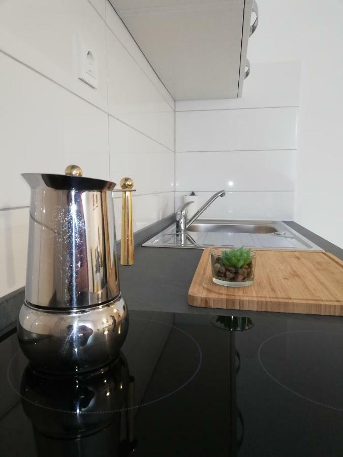 New Renovated Apartment 15 Min From Beach On Foot Pula Exteriör bild